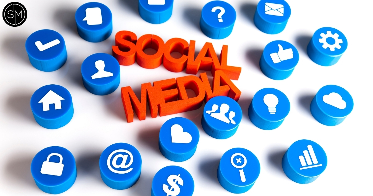 Social media icons around the words social media